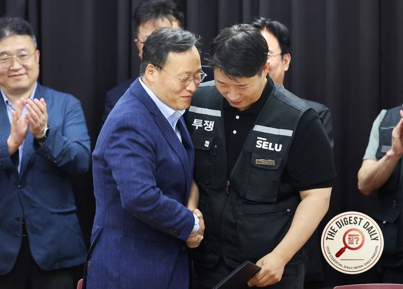 Samsung's Bonus Brawl: Avert a Strike, Ignite a Firestorm